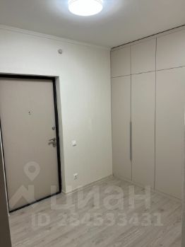 3-комн.кв., 77 м², этаж 17