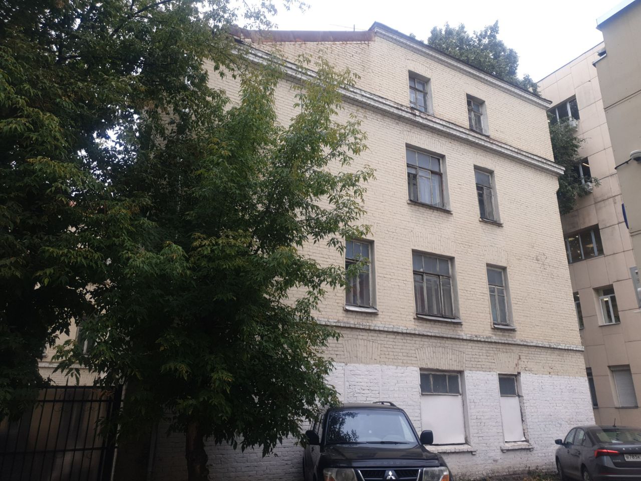 БЦ в Большом Трёхгорном пер., 15с2