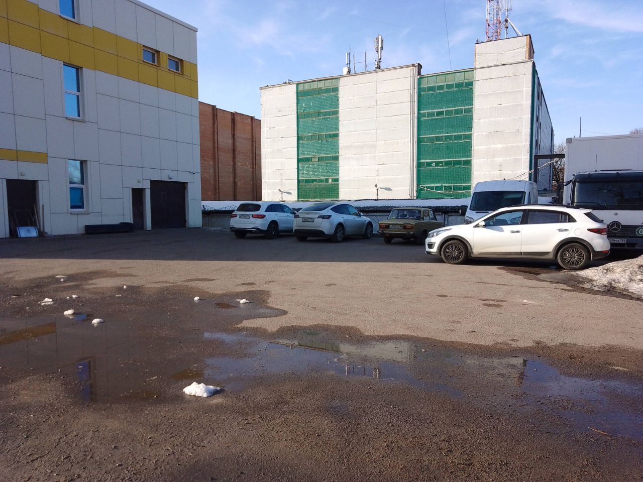 продажа помещений в ТЦ на Сиреневом бульваре, 85Б