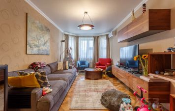 3-комн.кв., 75 м², этаж 9