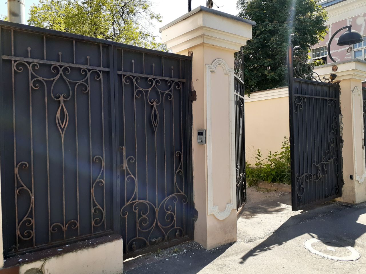 Бизнес Центр на ул. Александра Солженицына, 38