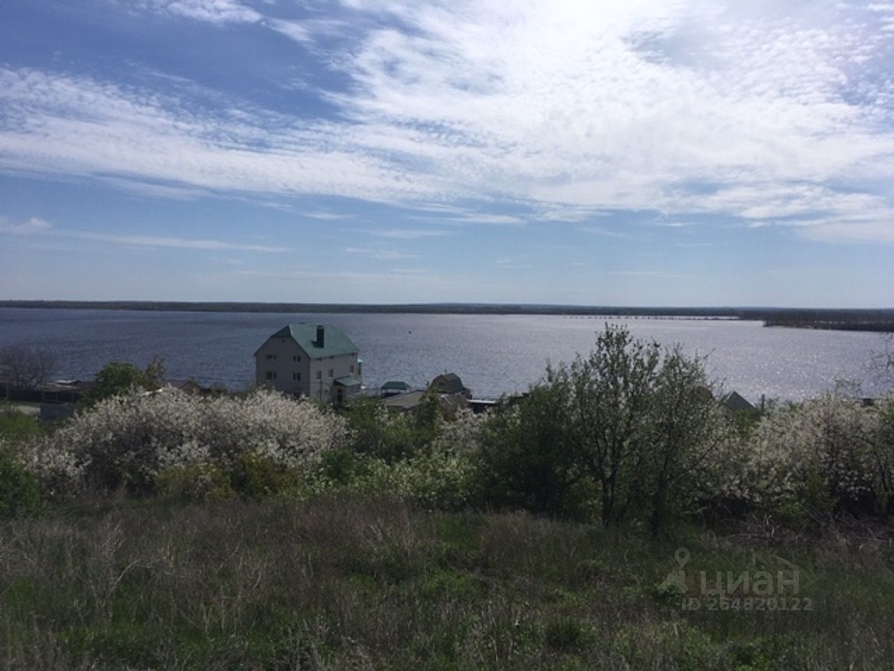 Купить земельный участок на улице Подлесновская в городе Вольск, продажа  земельных участков - база объявлений Циан. Найдено 1 объявление