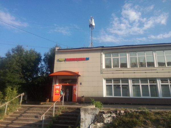 Торговый центр на ул. Победы, 18к1сБ