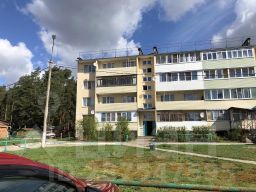 2-комн.кв., 43 м², этаж 1