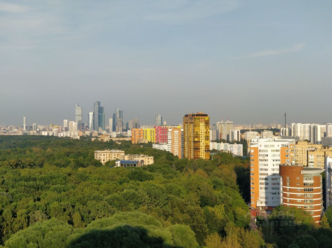 Купить квартиру с высокими потолками на улице Малая Филевская в Москве.  Найдено 1 объявление.