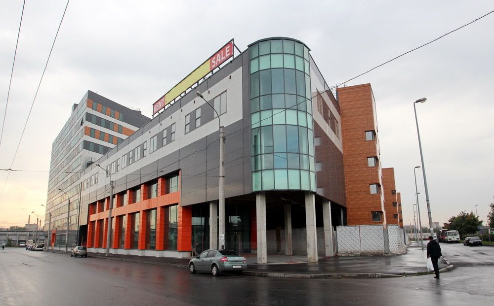 аренда помещений в ТЦ Ладожские ряды
