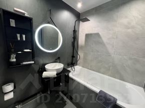 2-комн.кв., 42 м², этаж 22