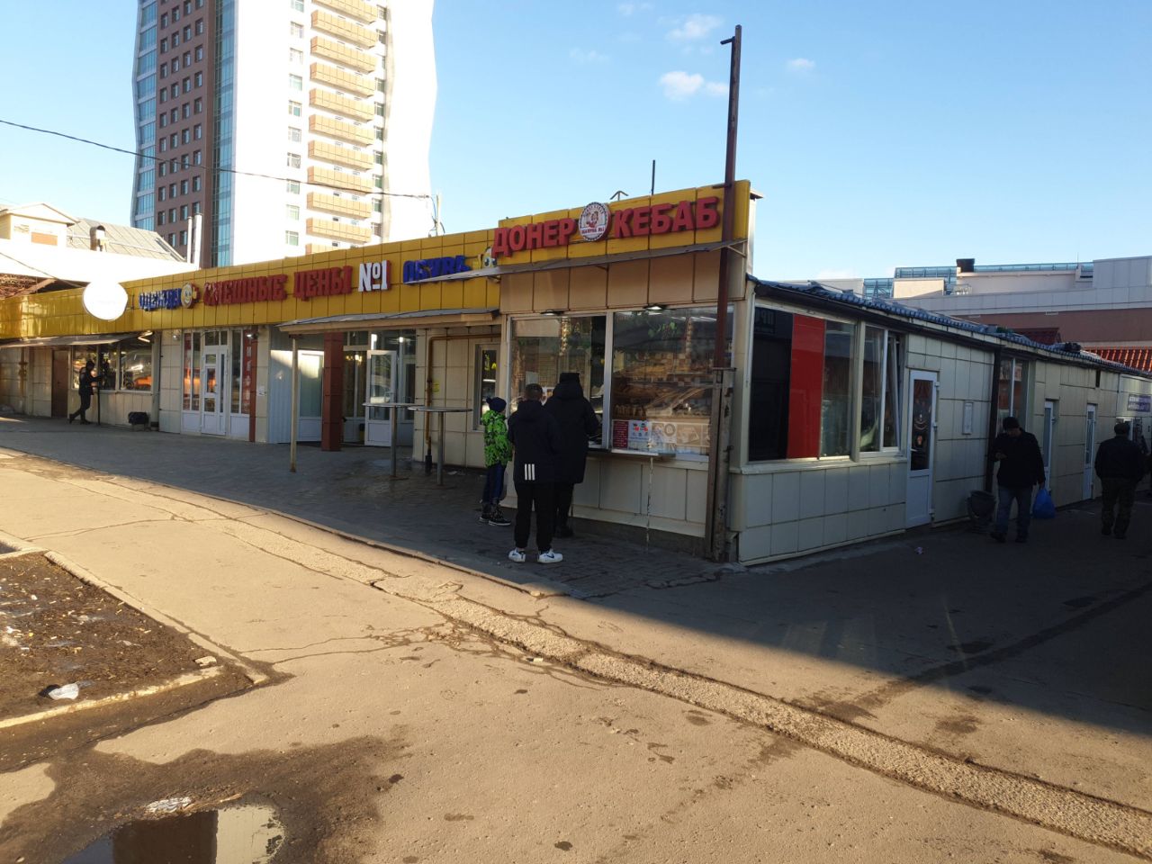 продажа помещений в ТЦ на ул. Ворошилова, 74Г