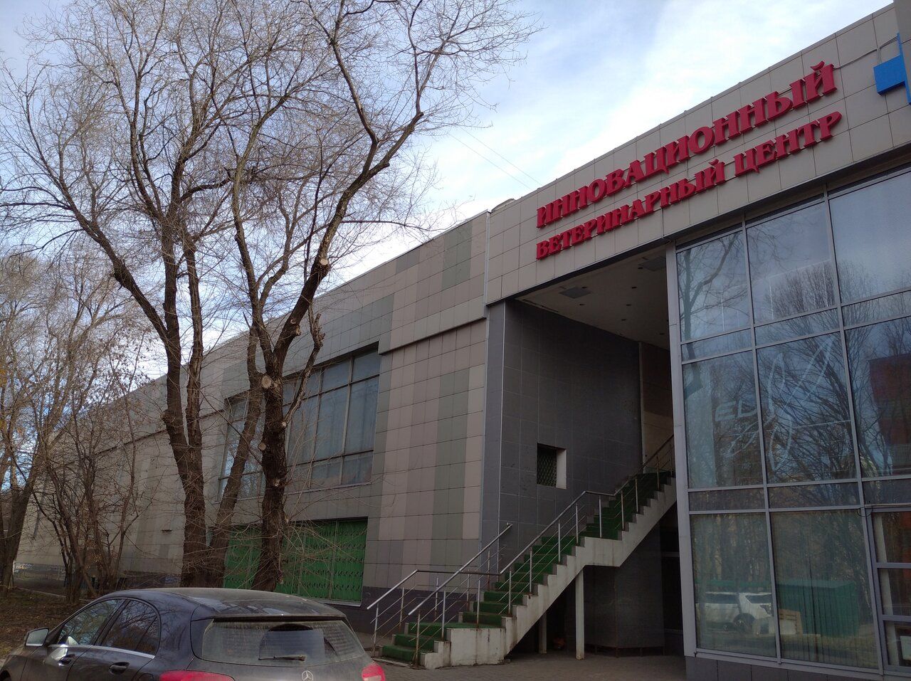 Торговом центре на Мичуринском проспекте, 8с2