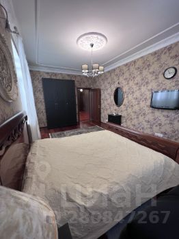 2-комн.кв., 90 м², этаж 5