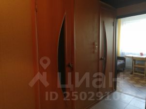 2-комн.кв., 40 м², этаж 3