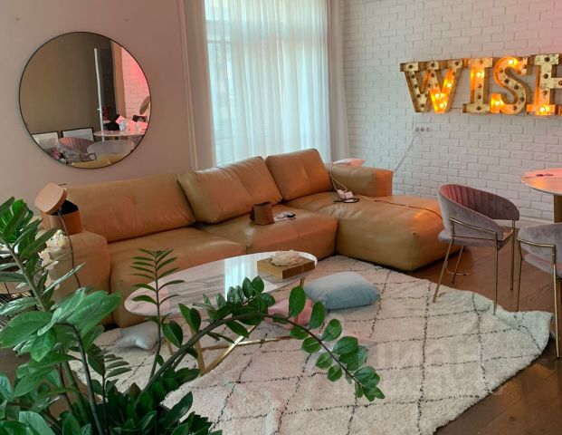 2-комн., 82 м², 7/9 этаж