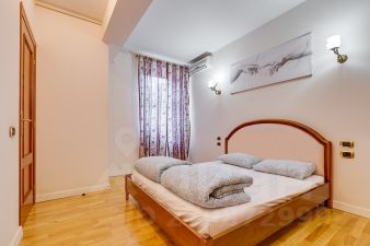 2-комн.кв., 75 м², этаж 4