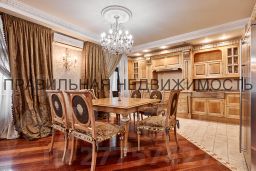 4-комн.кв., 230 м², этаж 10