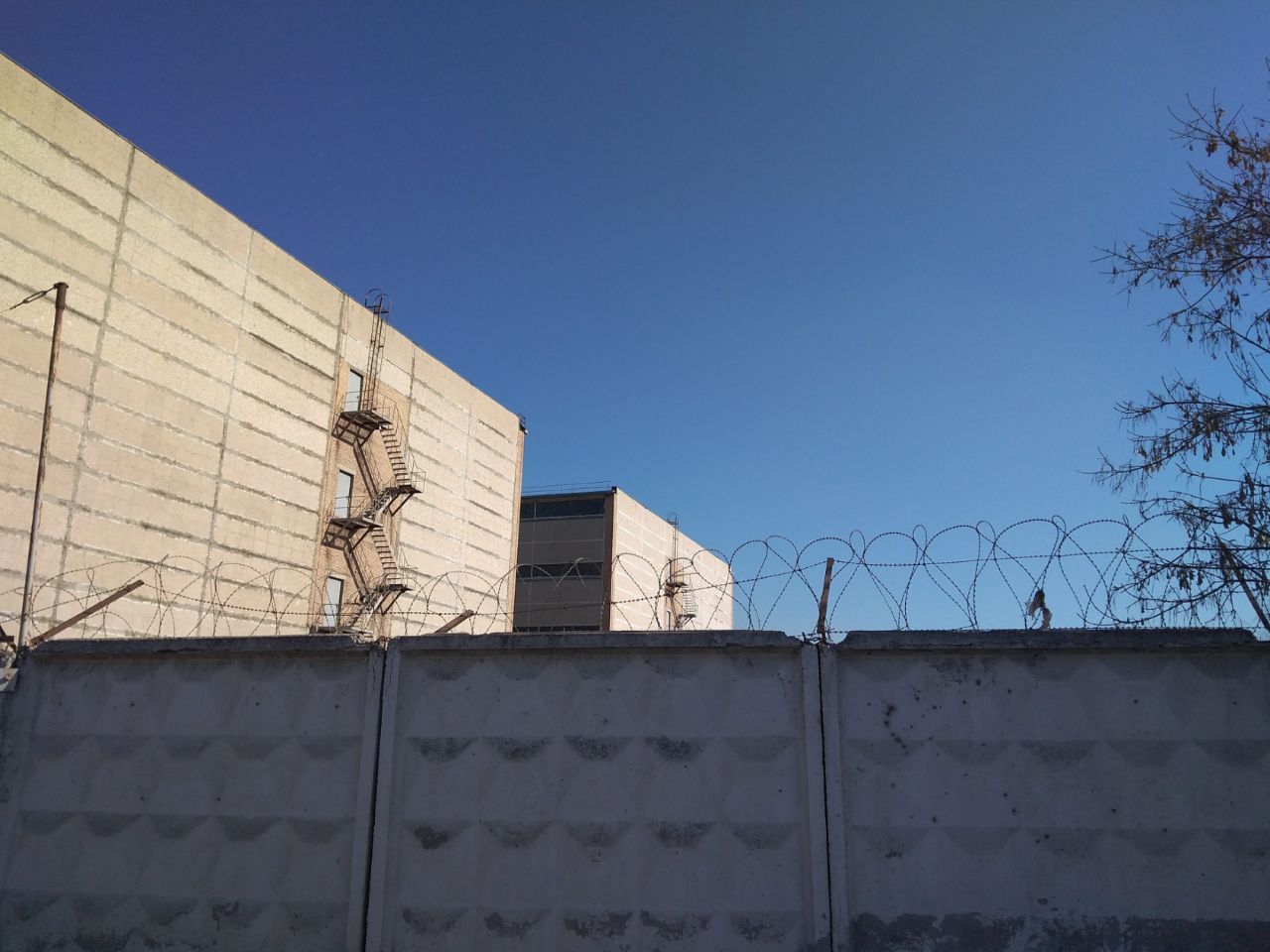 Складском комплексе на ул. Рябиновая, 63 (Строение 2)