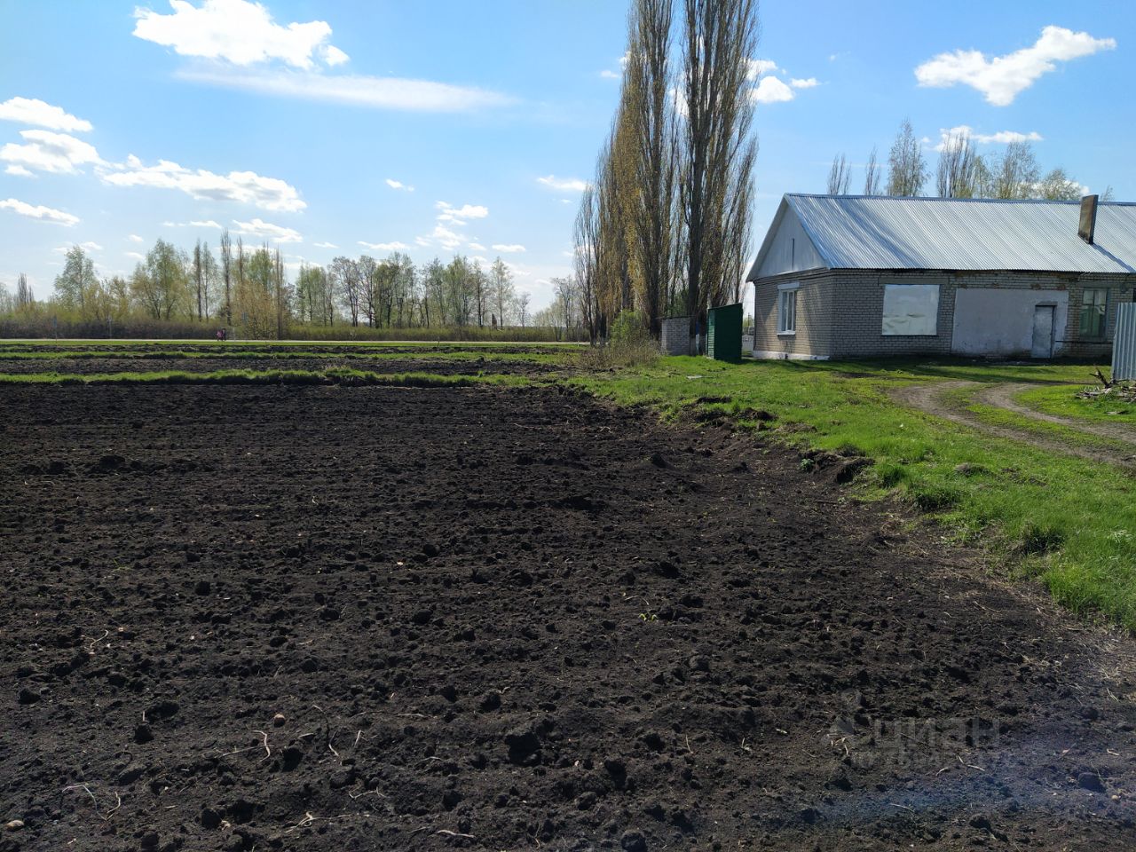 Купить дом без посредников в селе Екатериновка Добровского района от  хозяина, продажа домов с участком от собственника в селе Екатериновка  Добровского района. Найдено 1 объявление.