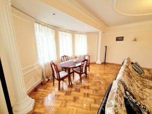 3-комн.кв., 120 м², этаж 7