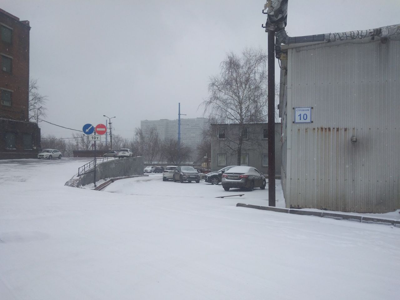 Складском комплексе на ул. Генерала Дорохова, 6 (6с10)