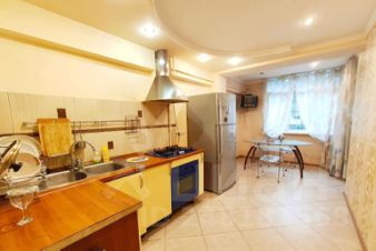 3-комн.кв., 80 м², этаж 2