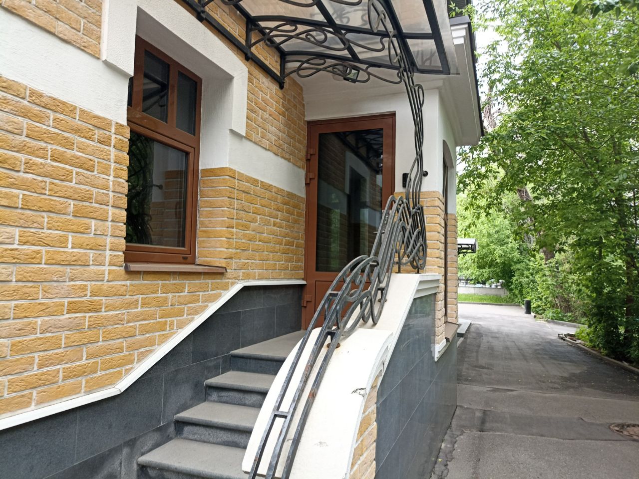 БЦ в Оружейном переулке, 21