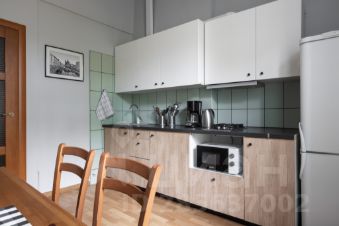 3-комн.кв., 90 м², этаж 2