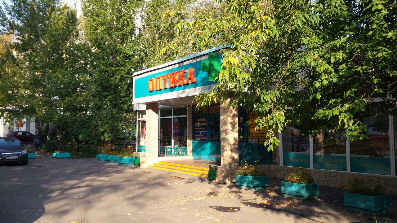Торговом центре в Борисовском проезде, 7с2