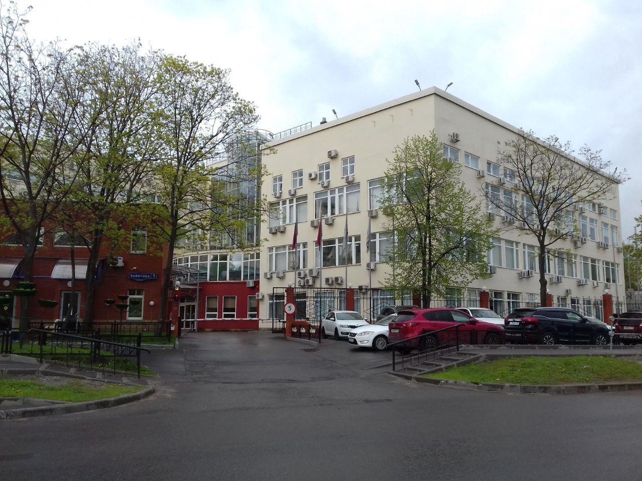 Бизнес Центр Серпуховской Двор на Ленинском
