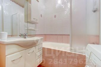 2-комн.кв., 70 м², этаж 6