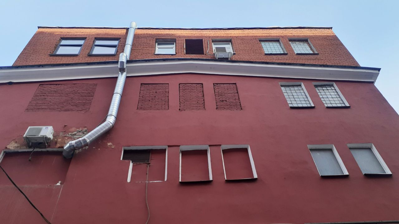 БЦ Красный Октябрь (в Берсеневском переулке, 5с2)