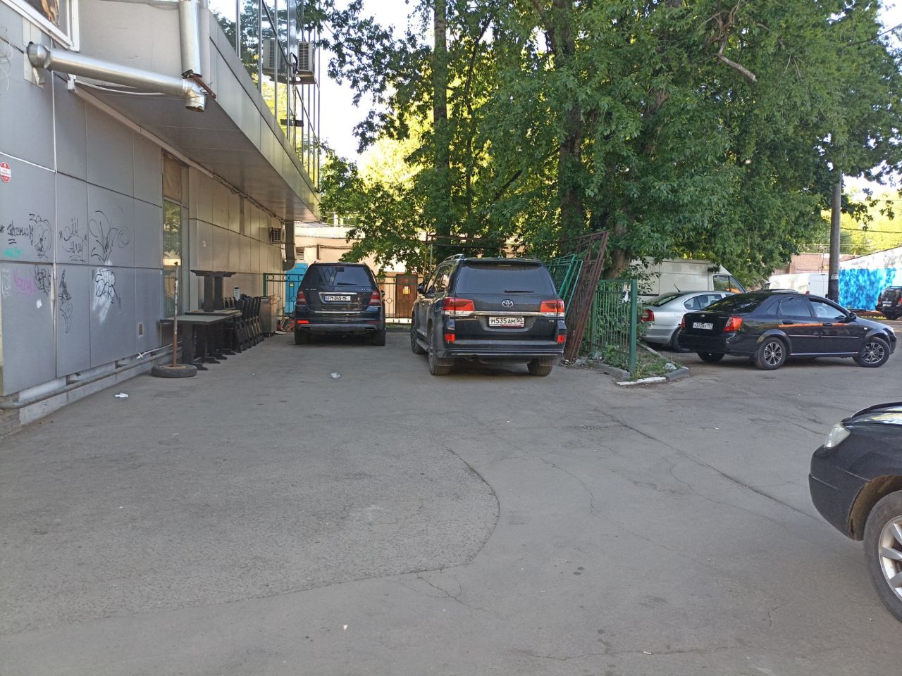 Торговом центре на ул. Первомайская, 56Б
