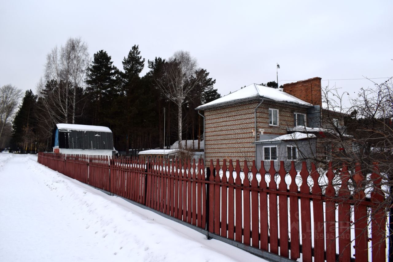 Купить дом на улице Сосновая в городе Киселевск, продажа домов - база  объявлений Циан. Найдено 2 объявления