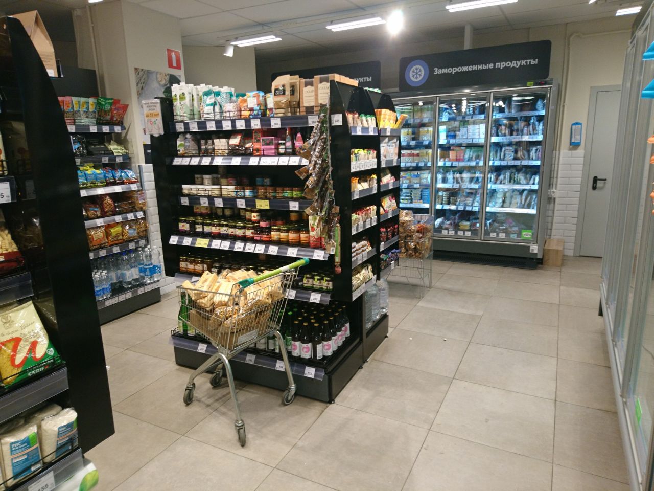 Торговом центре на ул. Зацепский Вал, 4с2