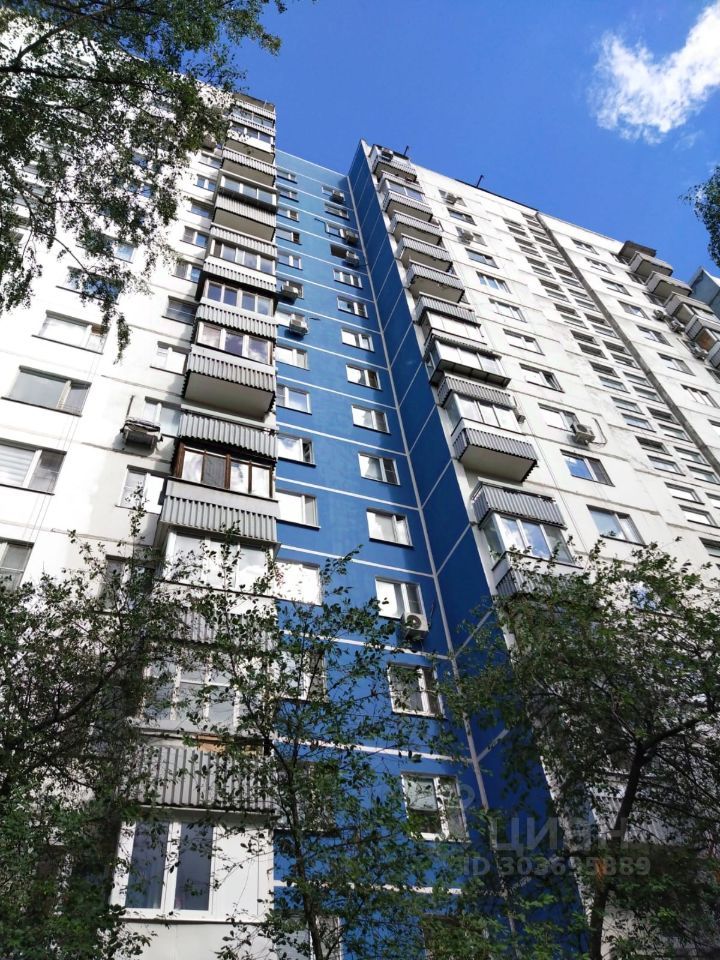 Продается1/2квартиры,53,1/31,8/9,3м²