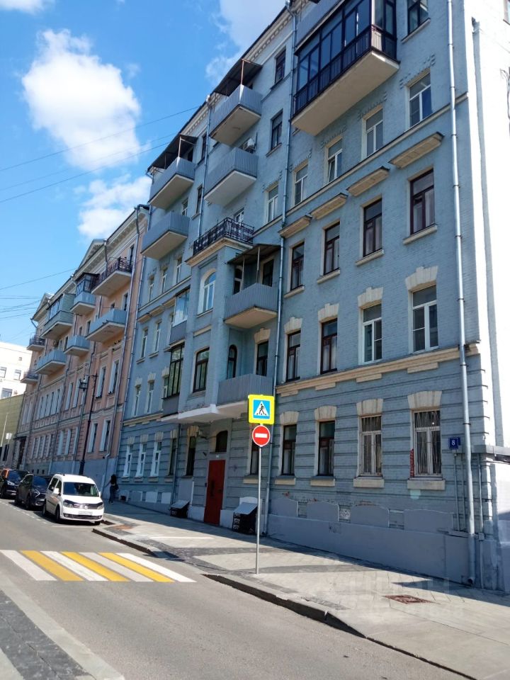 Продажа доли в квартире 91м² Малый Златоустинский пер., 8С2, Москва ...