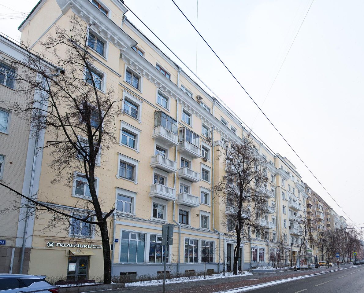Продается1/2квартиры,64,2/19,2/7,2м²
