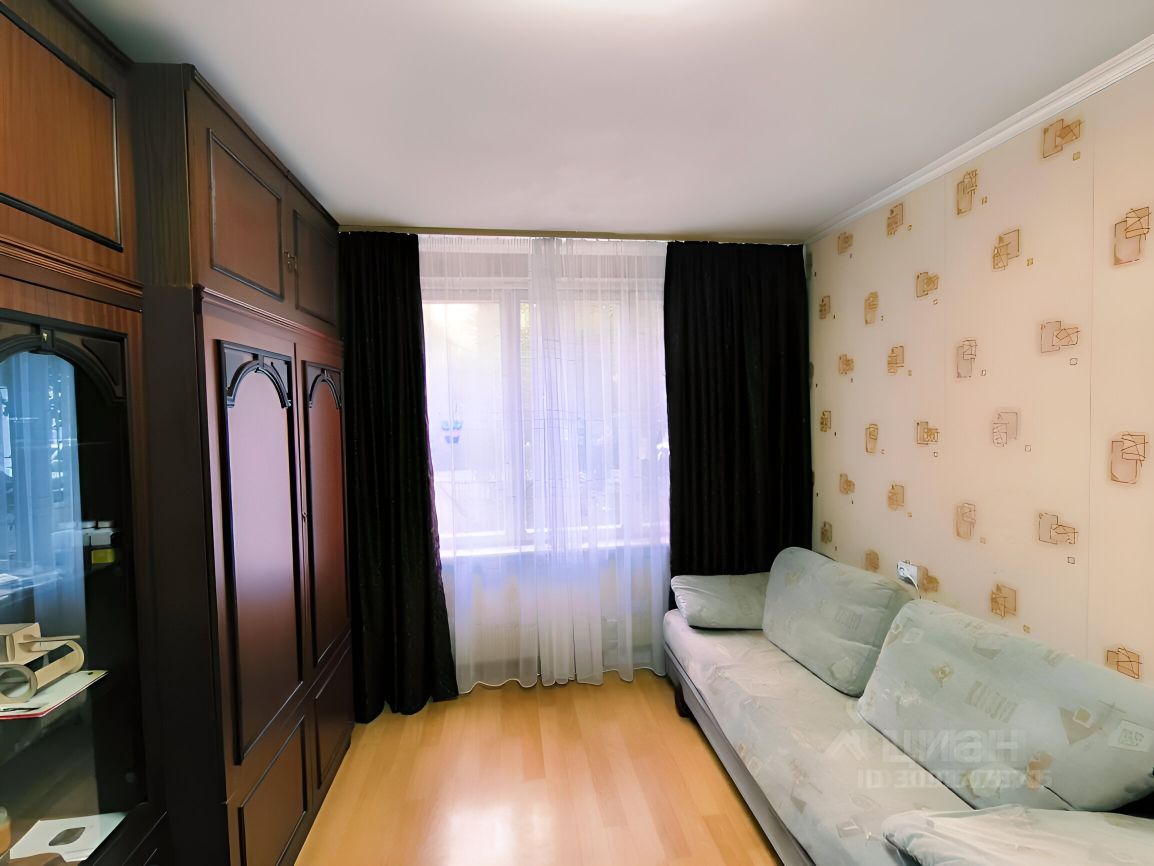 Продается1/4квартиры,68,2/49,4/6м²