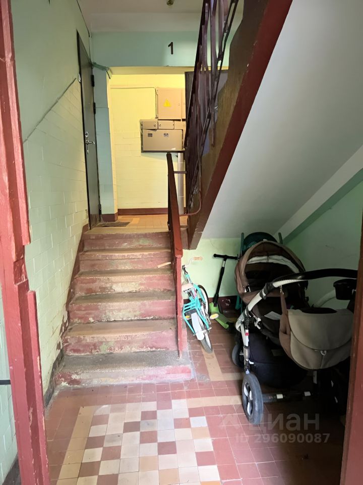 Продаю долю в квартире 58.4м² ул. Народного Ополчения, 4, Москва, СЗАО ...