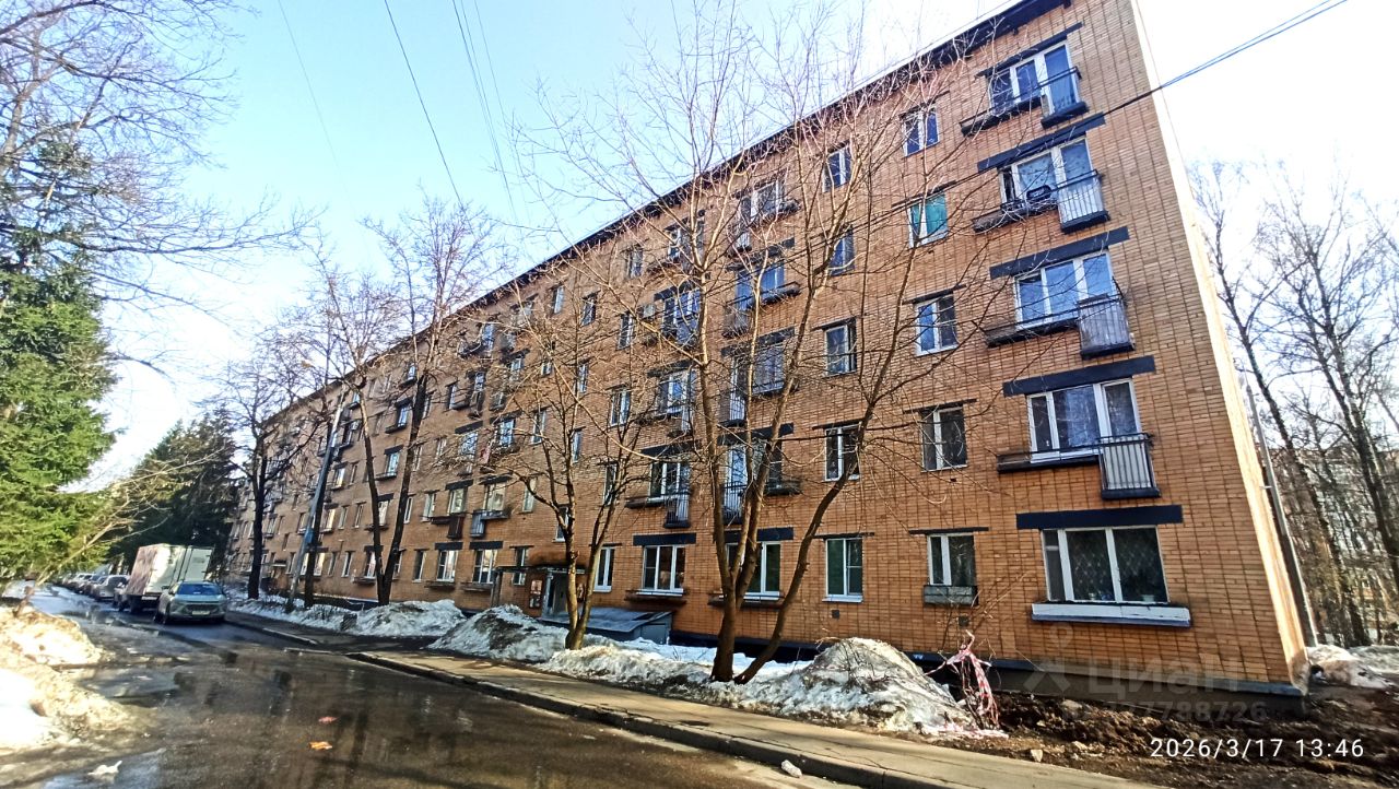 Комната, Москва