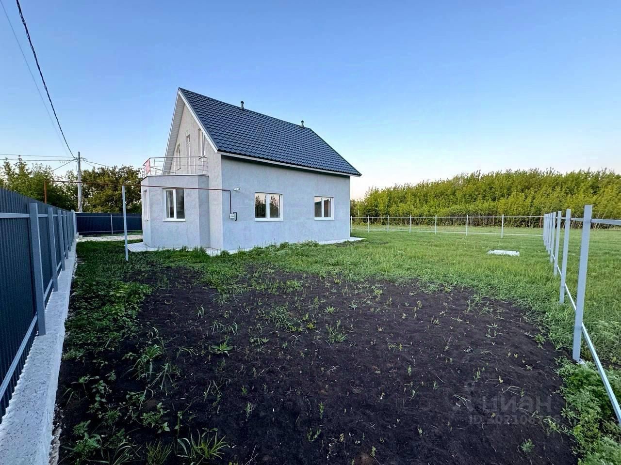 Купить дом на улице Полевая в поселке городского типа Алексеевка, продажа  домов - база объявлений Циан. Найдено 3 объявления