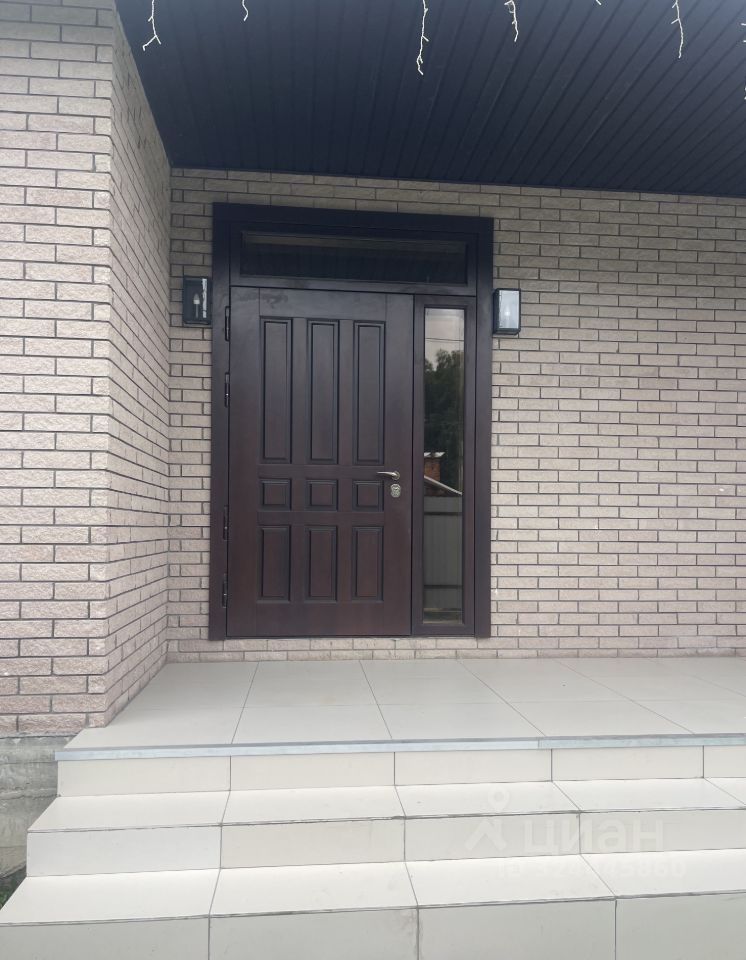 Дом в Тульская область, Алексин ул. Мирная (212 м²)