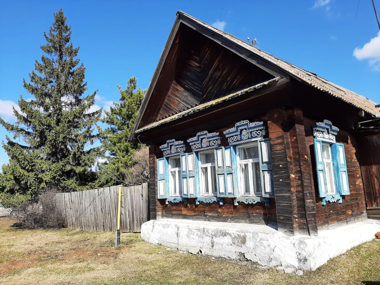 Купить дом на улице Чапаева в поселке городского типа Белоярский, продажа  домов - база объявлений Циан. Найдено 1 объявление