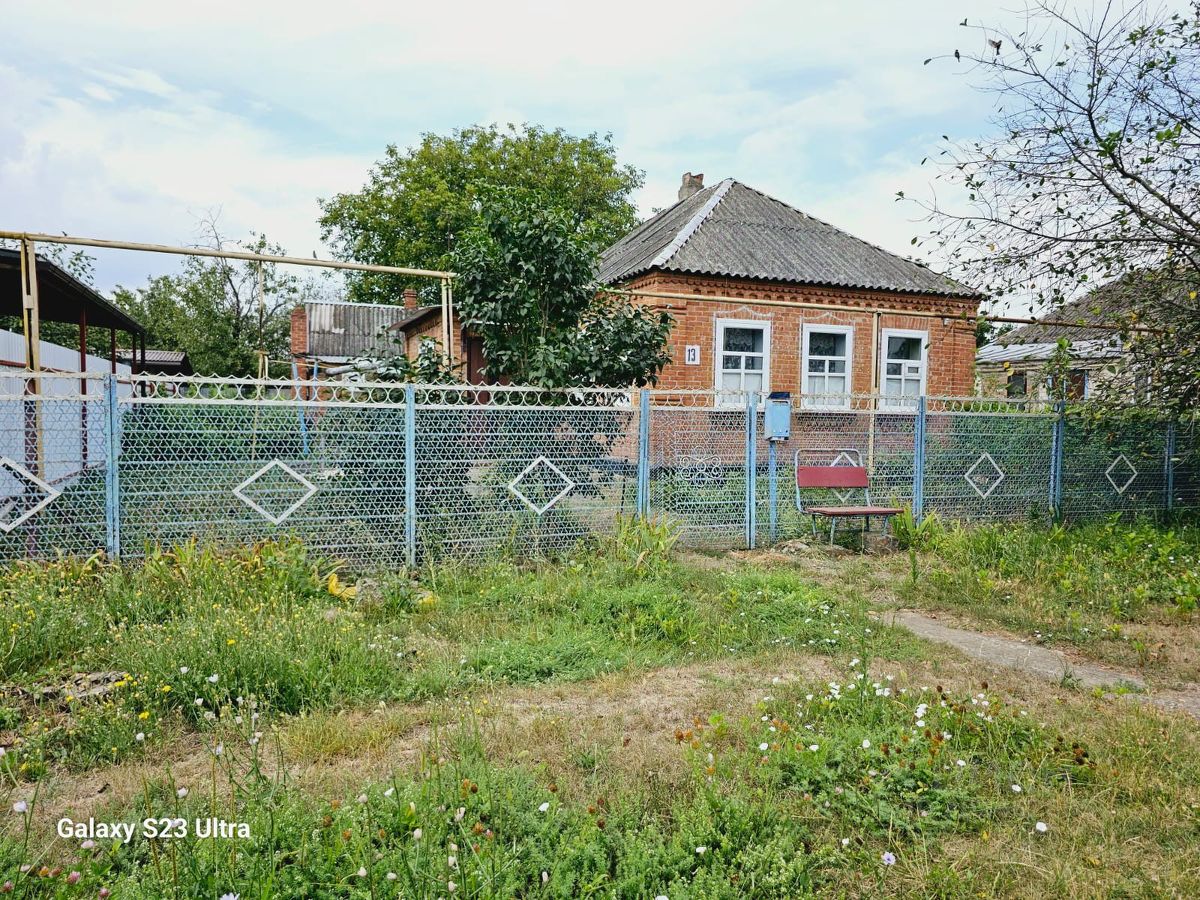 Купить загородную недвижимость в хуторе Бойкопонура Краснодарского края,  продажа загородной недвижимости - база объявлений Циан. Найдено 12  объявлений