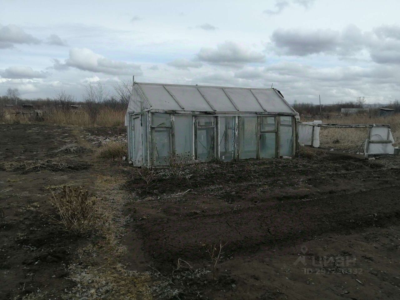 Купить дом до 300 тыс рублей в Ачинске. Найдено 2 объявления.