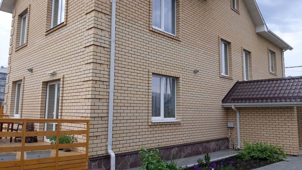 Продажа коттеджа 240 кв.м, Екатеринбург, Академический район, 2 этажа,  участок 11 соток