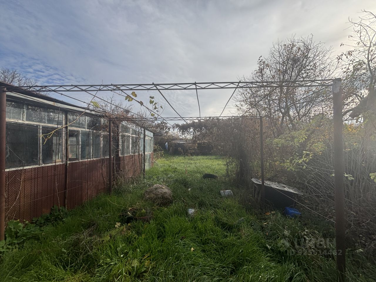 Дом 15 м² в пос. Солнечнодольск — фото 3