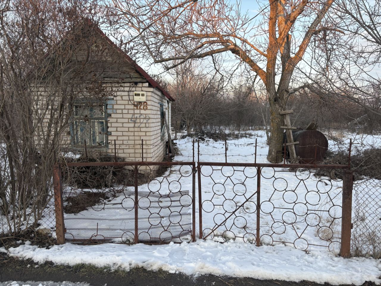 Дом в Волгоградская область, Волгоград Горчичник СНТ, ул. Персиковая (18 м²)