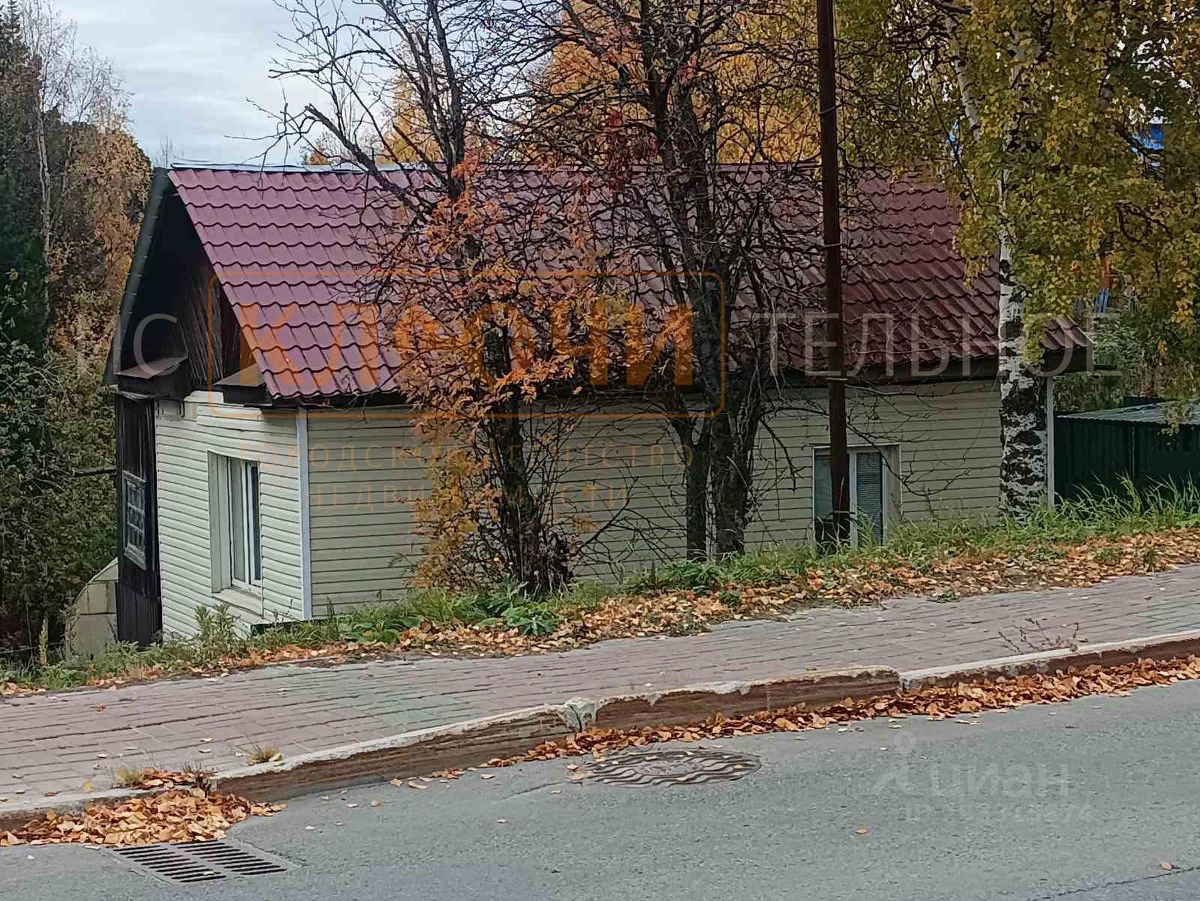 Купить дом на улице Сургутская в городе Ханты-Мансийск, продажа домов -  база объявлений Циан. Найдено 1 объявление