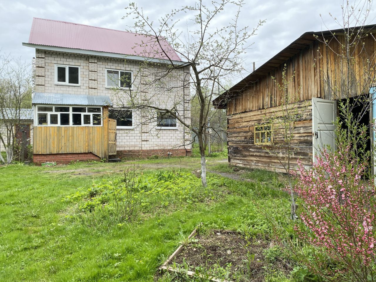 https://images.cdn-cian.ru/images/dom-kostina-melnica-kostina-melnica-ulica-2488787680-1.jpg