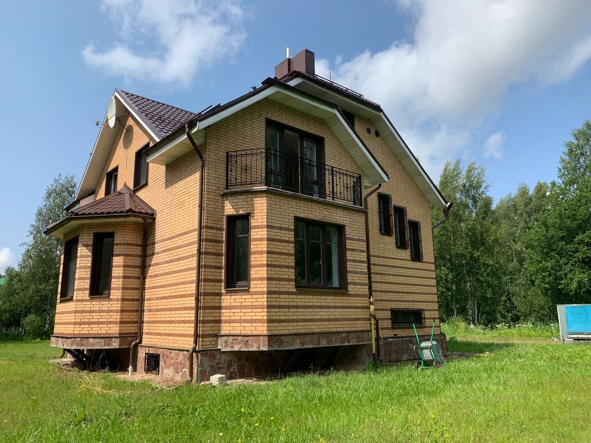 Снять загородную недвижимость в деревне Мендсары Всеволожского района,  аренда загородной недвижимости на длительный срок. Найдено 1 объявление.