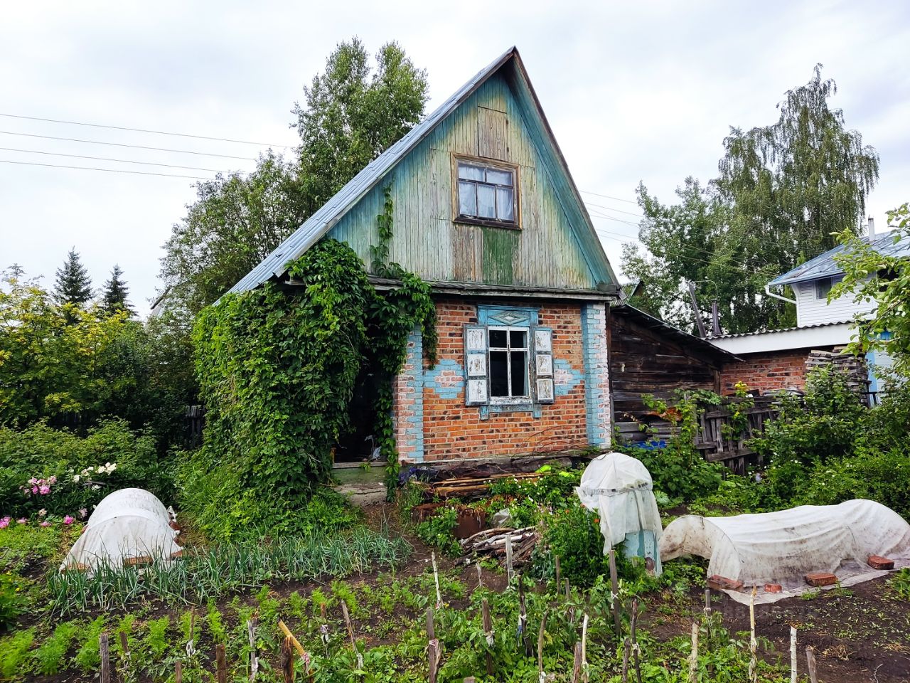 Купить дом в СНТ Пластик Омского района, продажа домов - база объявлений  Циан. Найдено 1 объявление